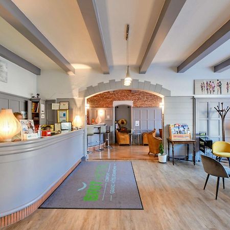Brit Hotel Roanne - Le Grand Hotel Екстер'єр фото