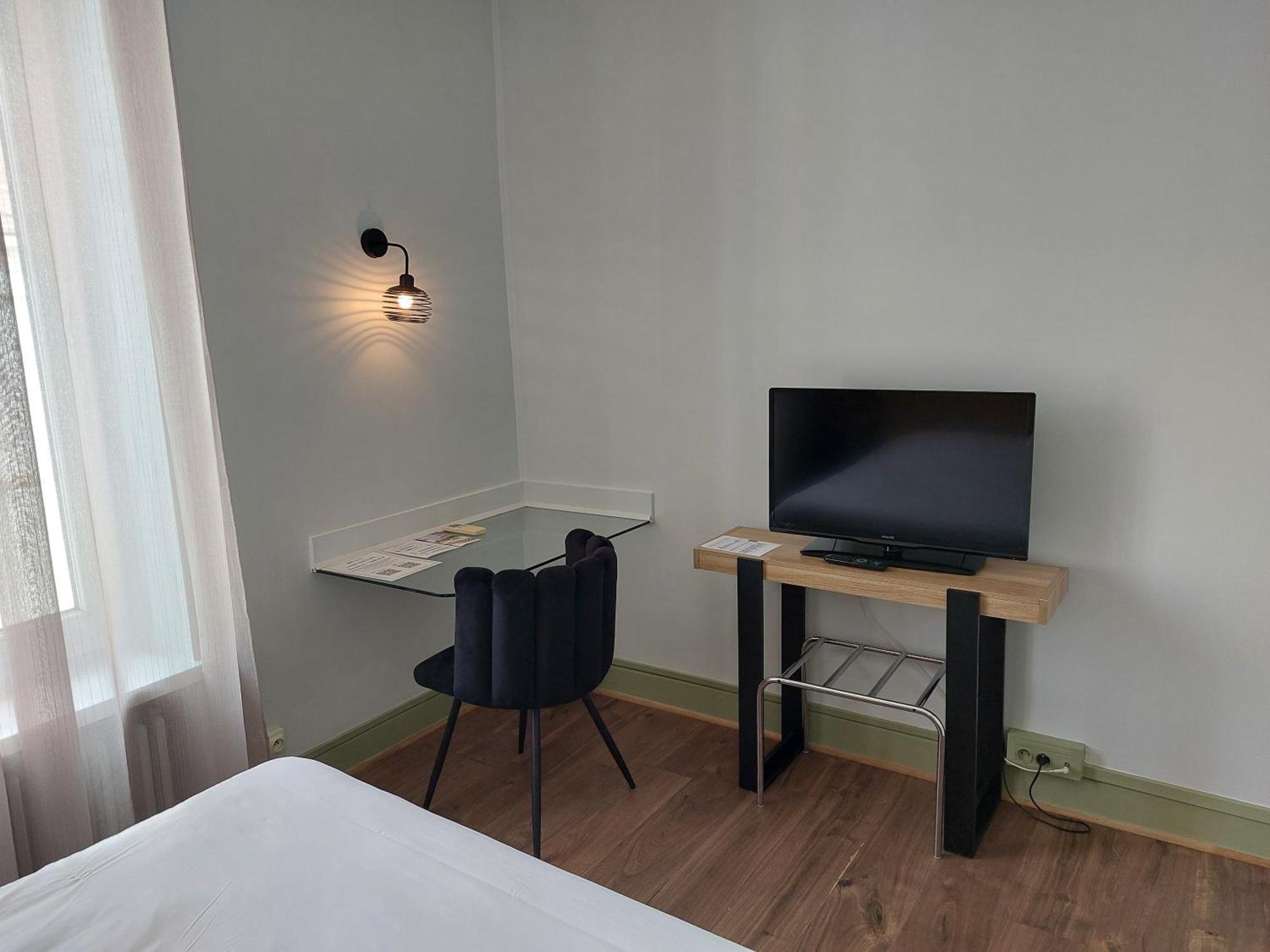 Brit Hotel Roanne - Le Grand Hotel Екстер'єр фото